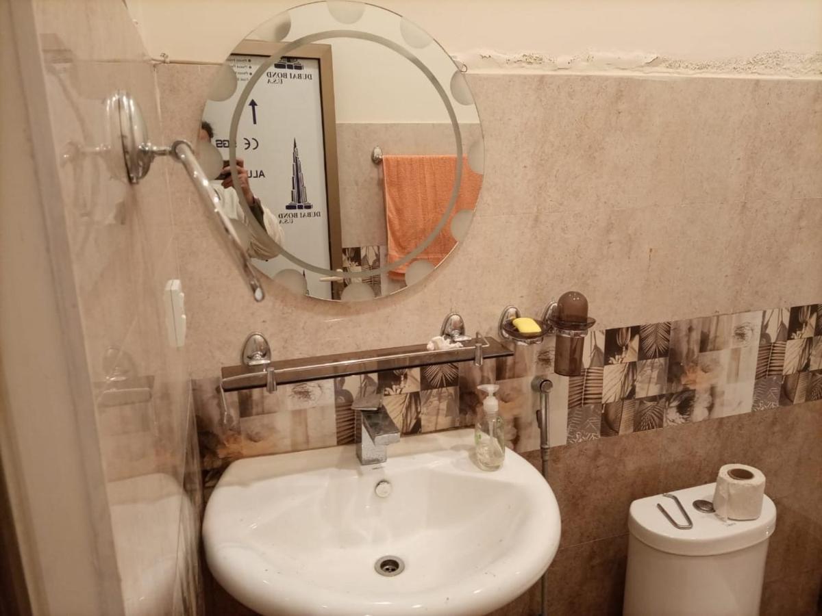Shahi Palace Hotel Chichawatni Екстериор снимка