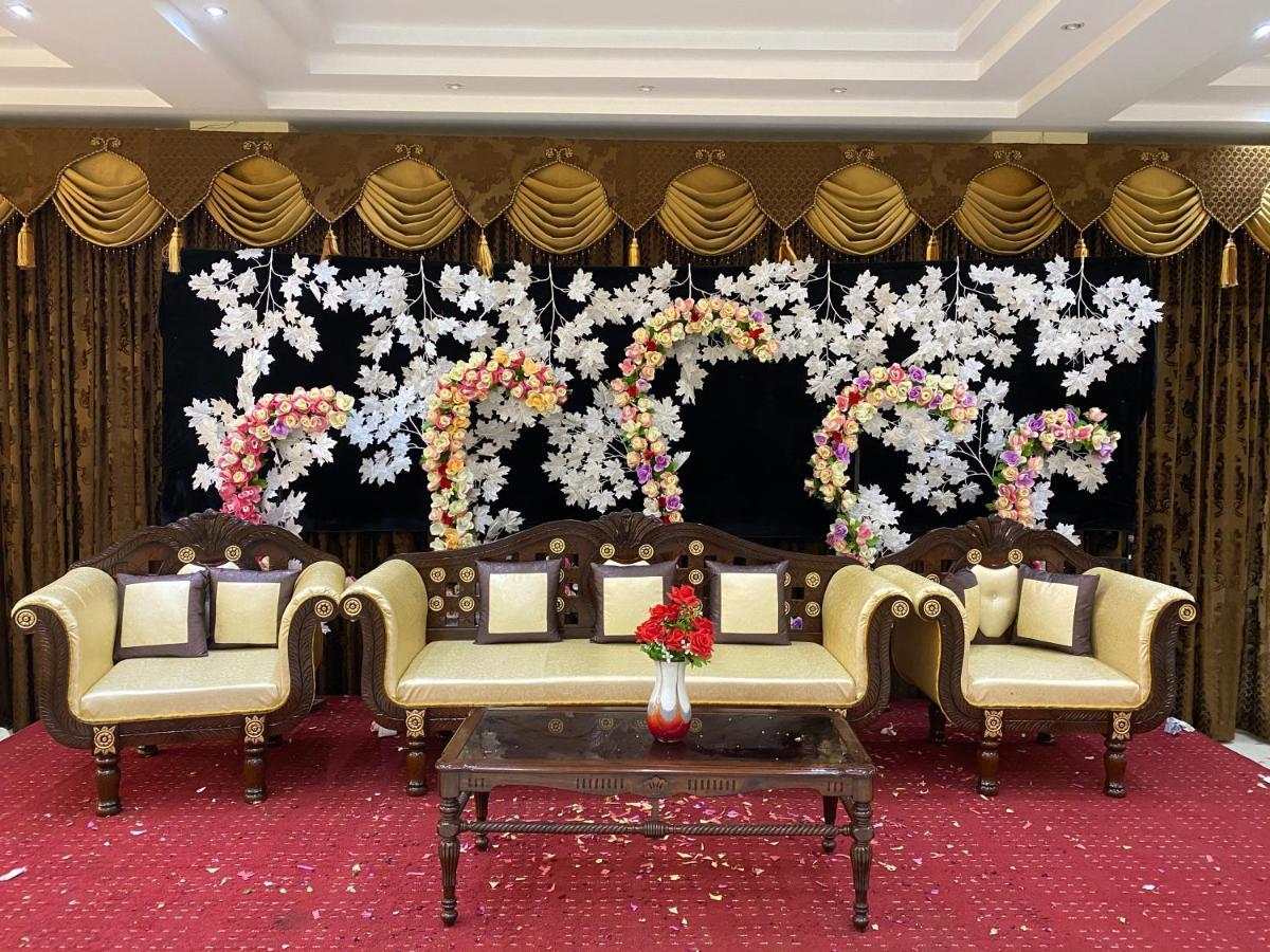 Shahi Palace Hotel Chichawatni Екстериор снимка